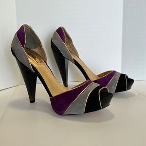 Report Signature Color Block Suede Peep Toe Platform pumps size 6.5